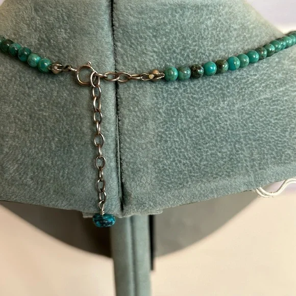 Vintage southwest silver tone and turquoise necklace and hoop earrings set - Picture 10 of 10